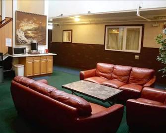 Econo Inn - אנקוראג' - טרקלין