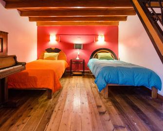 Dragonfly Hostels Cusco - Cusco - Bedroom