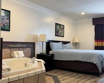 Home Suites - Thief River Falls