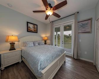 Beautiful Two-bed, 1 Bath Cottage Near Oviedo Lake - Oviedo - Bedroom