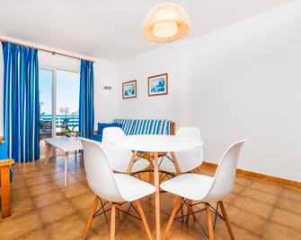 Globales Apartamentos Cala Viñas Only Adults 16 - Calvià - Dining room