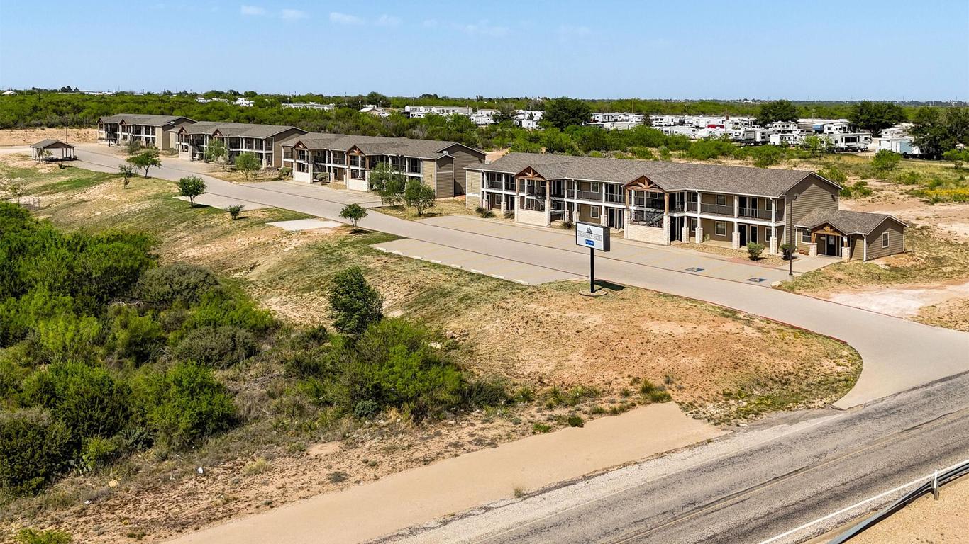 Eagle's Den Suites Big Spring a Travelodge by Wyndham
