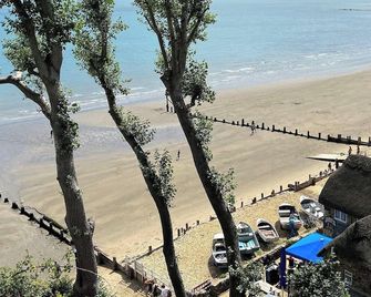 4 The Bayhouse - Shanklin