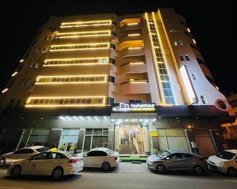 Al Marjan Furnished Apartments - Ajman - Building