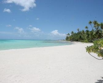 Pension Hotu - Tikehau - Beach