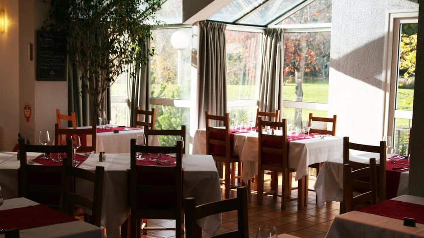 أوتل إيكو ريليه