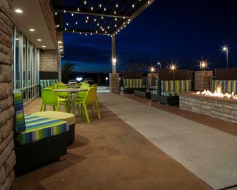 Home2 Suites by Hilton Page Lake Powell - Page - Uteplats