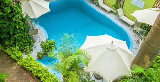 Dolce Vita Resort Hotel - Bujumbura - Pool