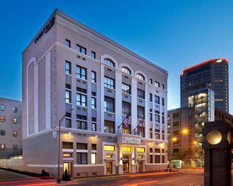 Courtyard by Marriott Columbus Downtown - Columbus - Building
