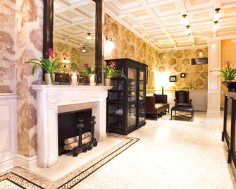 Hotel Wales - New York - Lobby