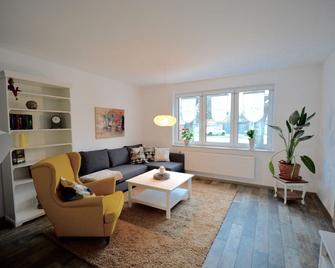Lovely furnished apartment -water nature-culture-recreation - Zehdenick - Wohnzimmer