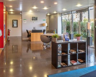 Holiday Inn Express Saint - Nazaire by IHG - Saint-Nazaire - Building