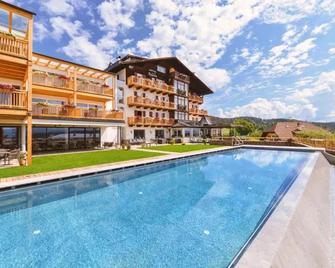 Hotel Regina - Renon/Ritten - Pool