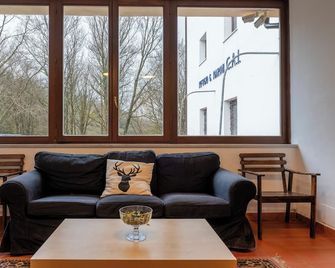 Rifugio Giuliano Marini - Petralia Sottana - Wohnzimmer