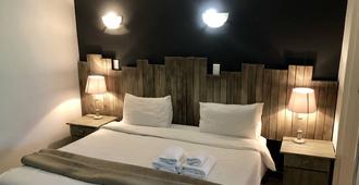 Valverde Country Hotel - Lanseria - Camera da letto