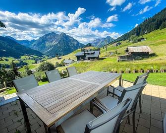 bi dr Gondamaika - Hirschegg - Patio