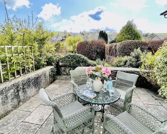 Pet Friendly, Tranquil, 2 Bedrooms - Dittisham - Varanda