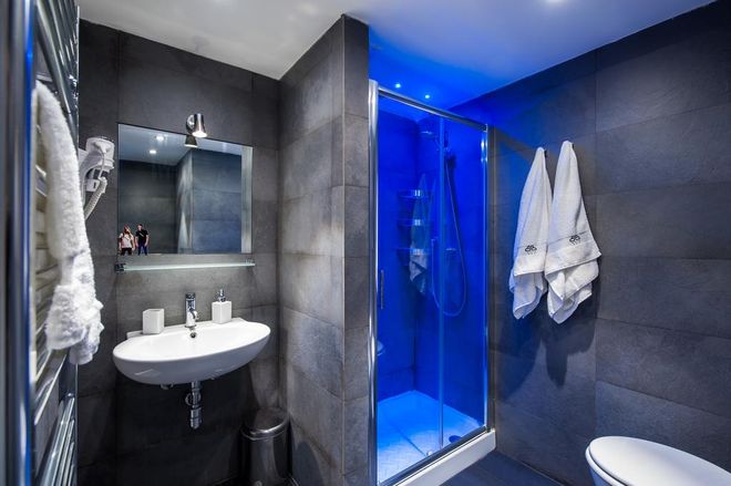 B&B White - Palermo - Bathroom