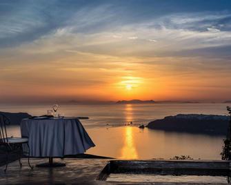Andronis Concept Wellness Resort - Fira - Sala de estar