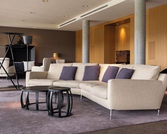 유로스타 발부센다 호텔 보데가 & 스파 - 펠레아곤잘로 - 라운지