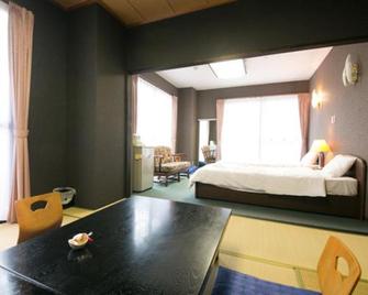Hotel Ryusenkaku - Kokonoe - Habitación