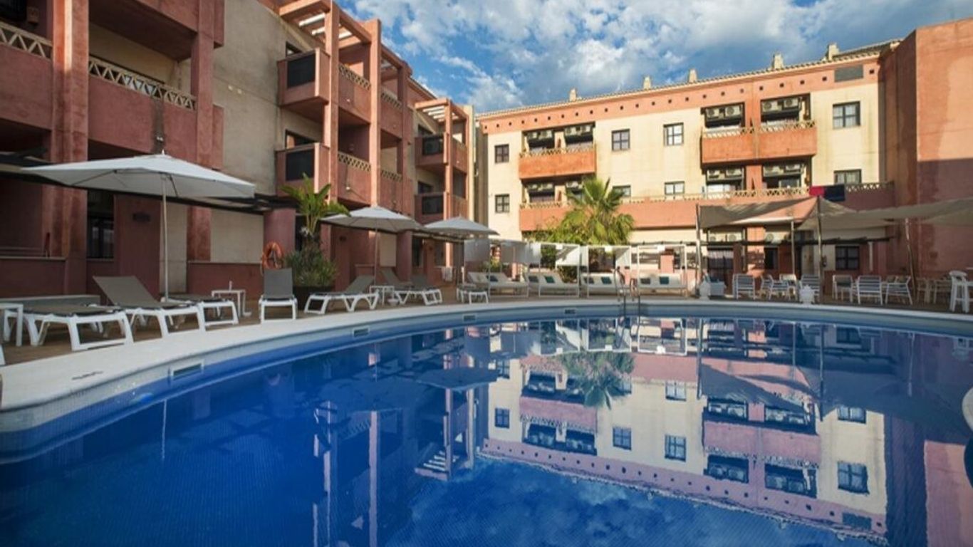 Leo Punta Umbria III - Adults Only