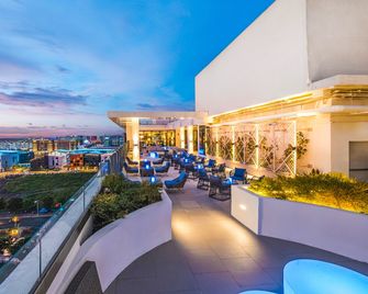Seda Manila Bay near Ayala Malls - Manila - Bar