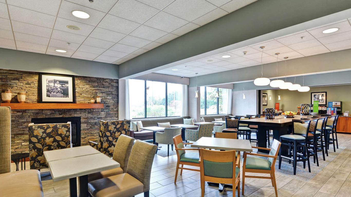 Hampton Inn Lewisburg