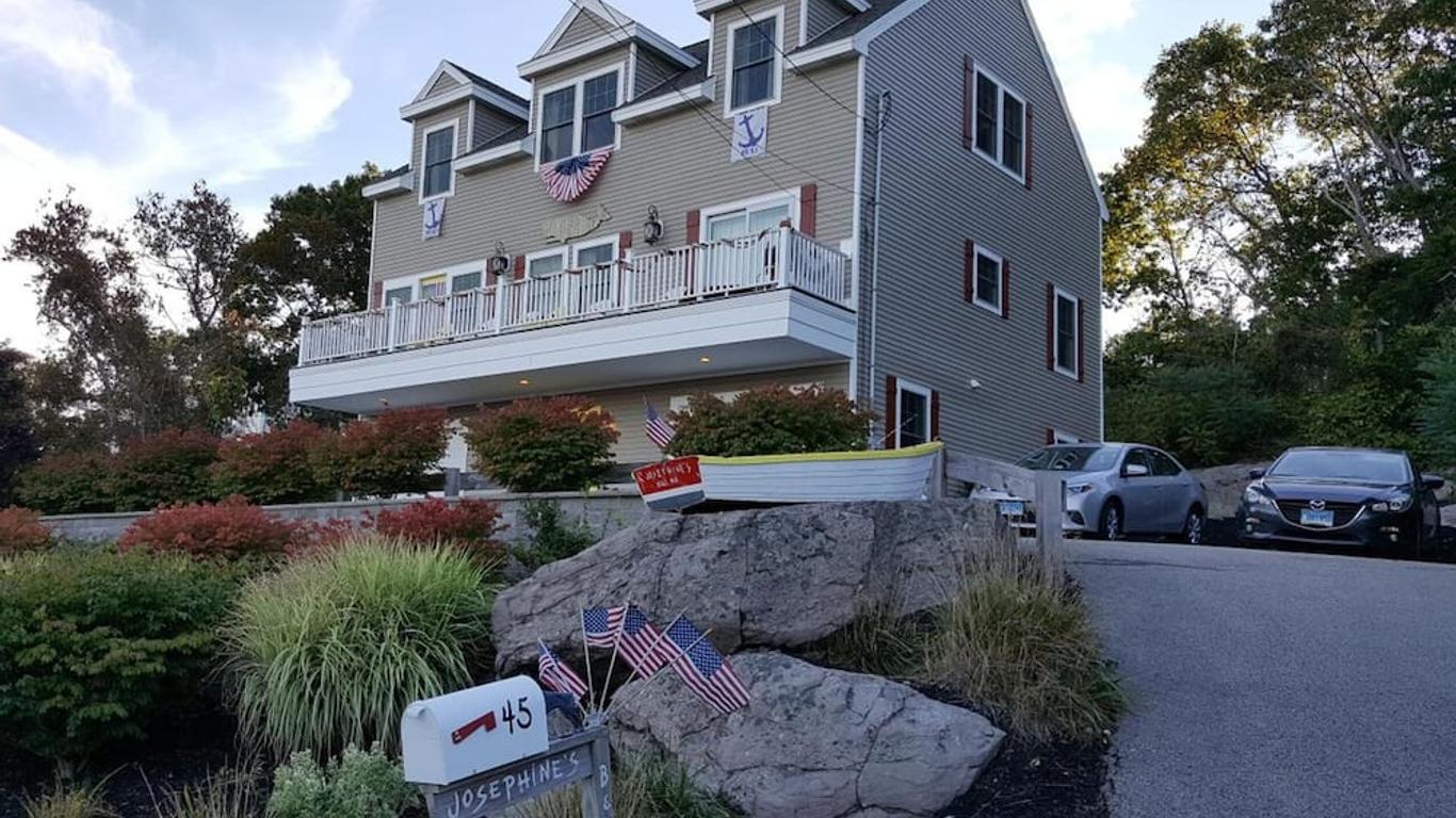 Josephine's on the Bay Bed and Breakfast