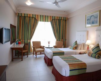 Beach Luxury Hotel - קראכי - חדר שינה