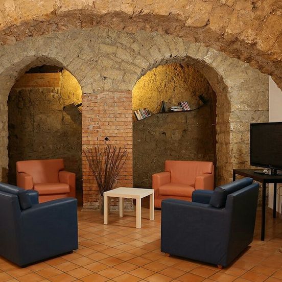 Living room view of Caravaggio Hotel