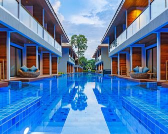 Akira Lipe Resort - Ko Lipe - Pool