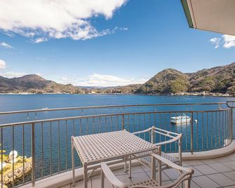 Awashima Hotel - Numazu - Balkon