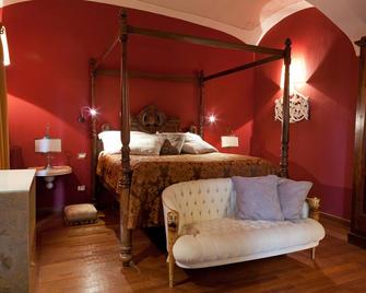Relais Montemaggiore - Bettolle - Camera da letto