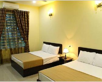 Villasuri Homestay - Kuantan - Bedroom