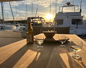 Porquerolles Croisières - Hyères - Parveke