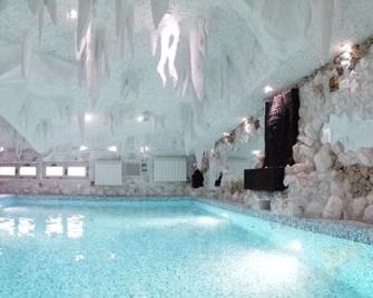 Hotel Bali Paradizo - Belgrad - Pool