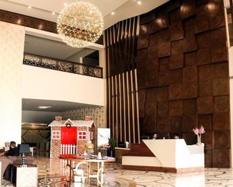 Circle Club - Faisalābād - Lobby