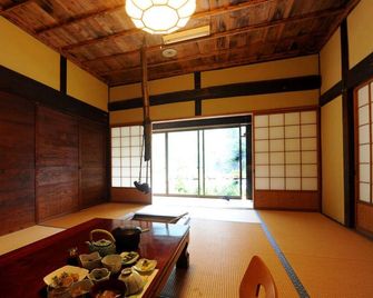 Iyanoyado Kazuraya - Miyoshi