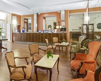 Hotel Roma E Rocca Cavour - Turin - Front desk