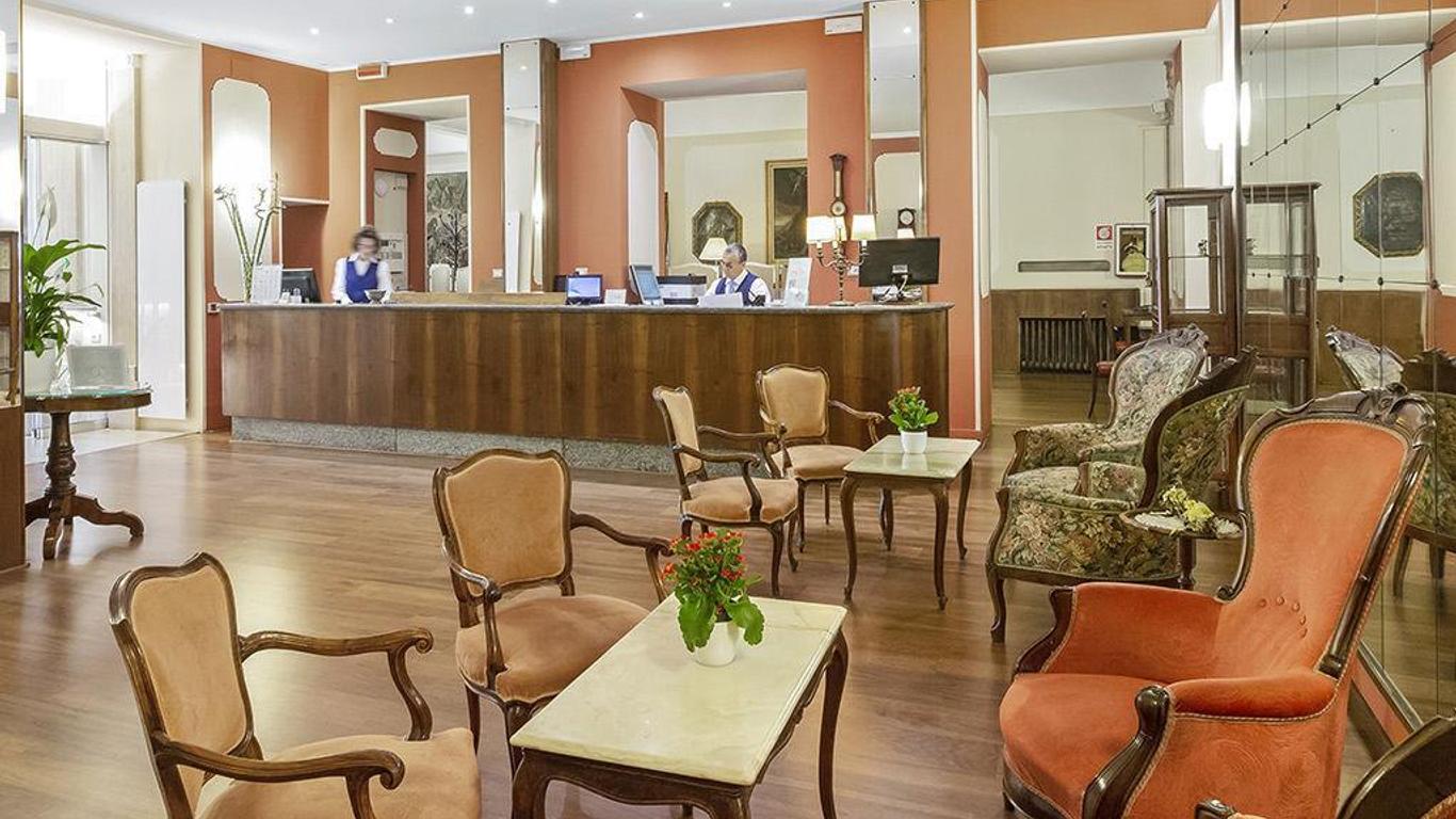 Hotel Roma E Rocca Cavour