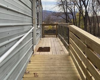 River House on the Shenandoah - Woodstock - Balkón