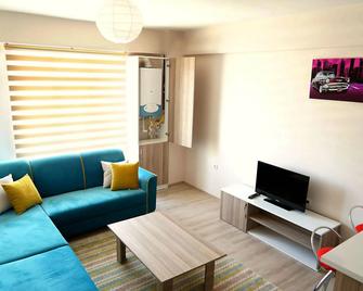 Hayat Home Suite - Erzincan - Living room
