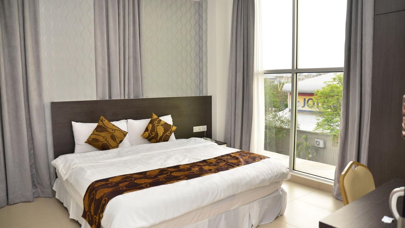 D'Metro Hotel
