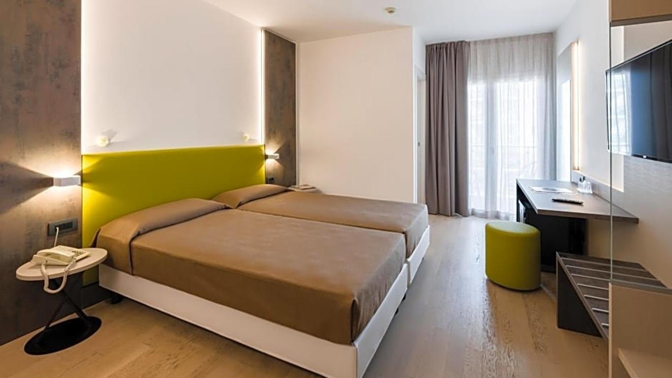 Hotel Italy