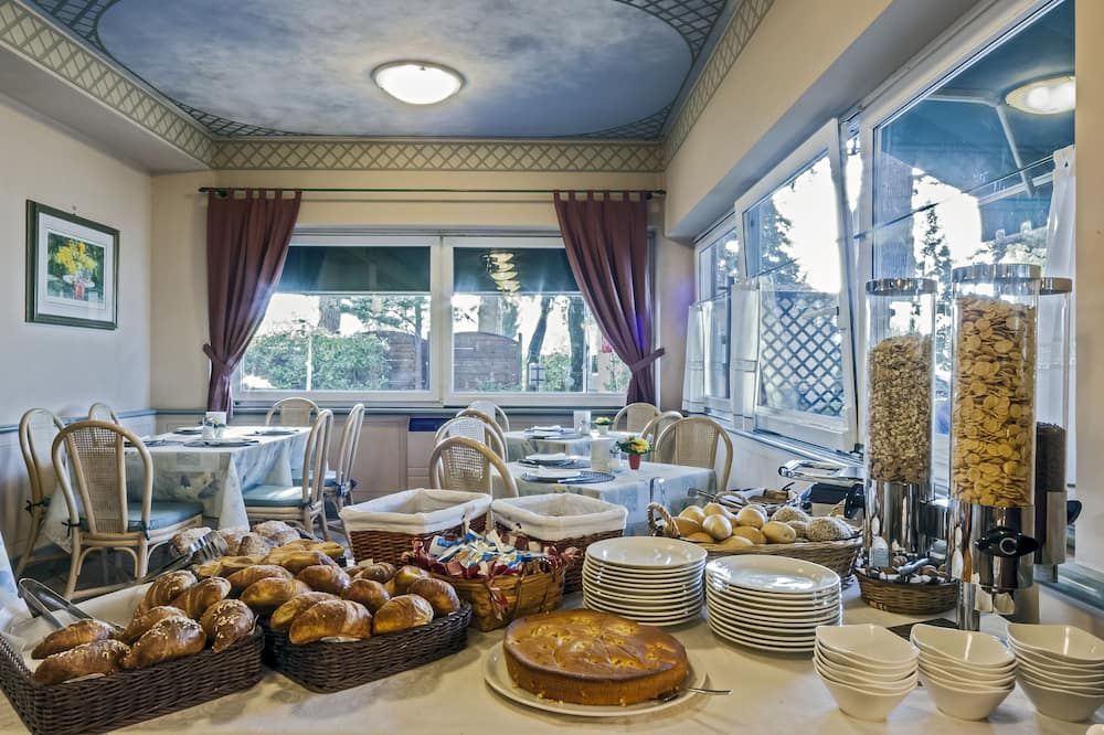 Hotel Kursaal - Passignano sul Trasimeno - Buffet