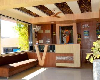 Hotel Shree Vallabh - Dwārka - Recepción