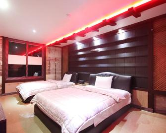 Sacheon Lapis - Sacheon - Habitación