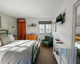 The Crown Inn - Bodmin - Schlafzimmer