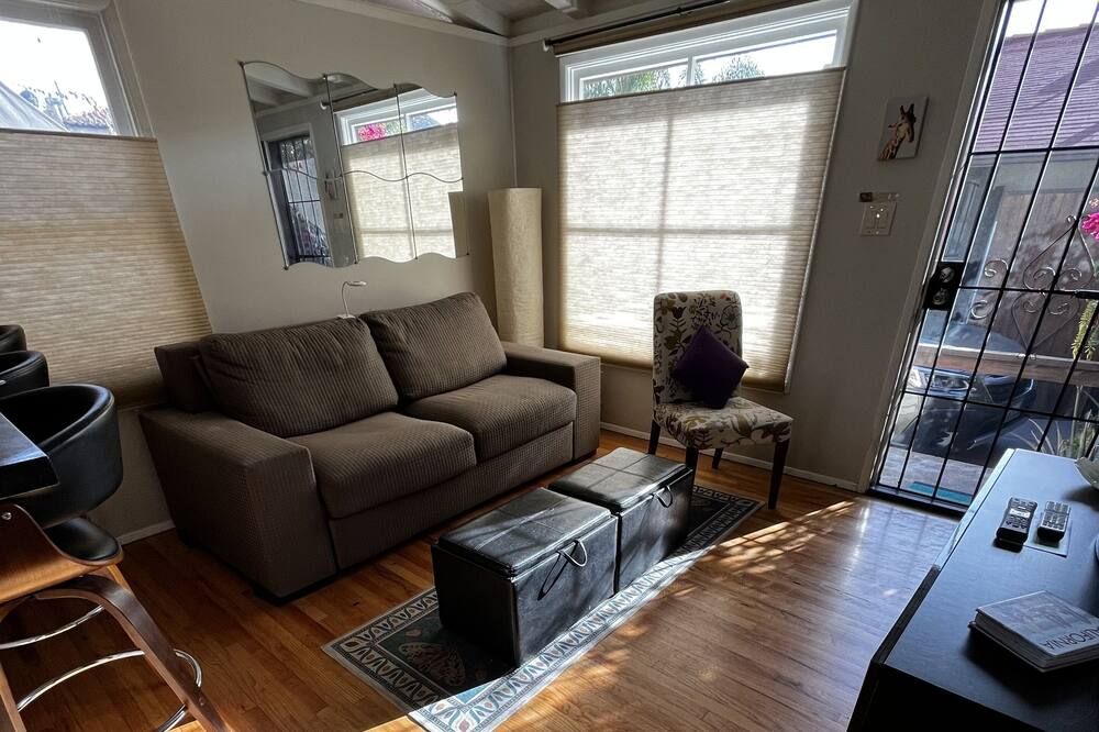 Adorable 1 Bd Cottage, Heart Of Old Town-- We Love Pets! Insta @oldtownvacay - סן דייגו - סלון